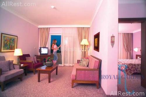 Royal Garden Suite Hotel 12